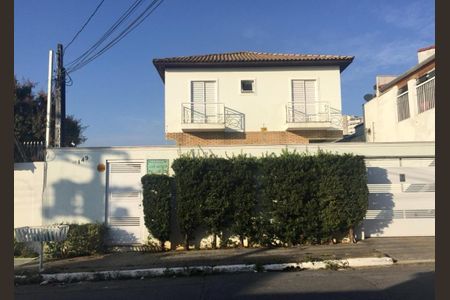 Casa à venda com 122m², 3 quartos e 2 vagas Casa à venda com 122m², 3 quartos e 2 vagasFachada e portaria