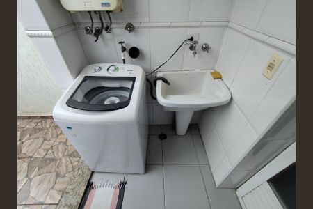 Casa à venda com 122m², 3 quartos e 2 vagas Casa à venda com 122m², 3 quartos e 2 vagasÁrea de Serviço