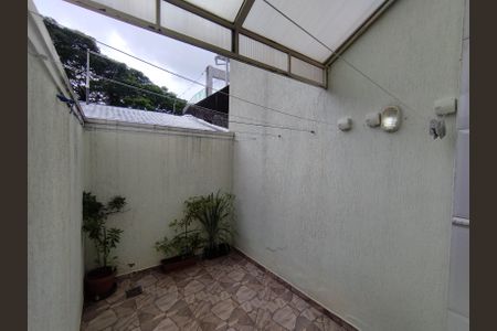 Casa à venda com 122m², 3 quartos e 2 vagas Casa à venda com 122m², 3 quartos e 2 vagasÁrea de Serviço