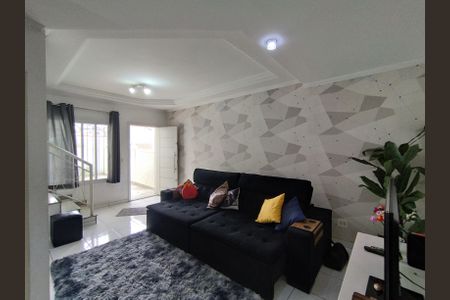 Casa à venda com 122m², 3 quartos e 2 vagas Casa à venda com 122m², 3 quartos e 2 vagasSala