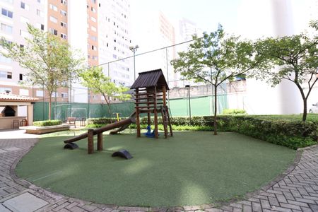 Apartamento à venda com 42m², 2 quartos e sem vagaÁrea comum - Playground