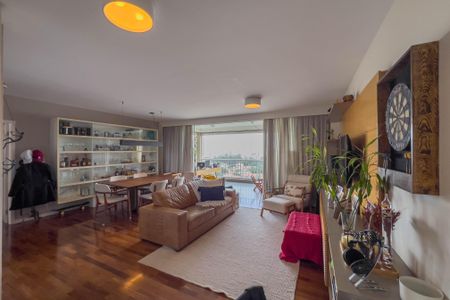 Sala de apartamento à venda com 3 quartos, 150m² em Vila Mariana, São Paulo