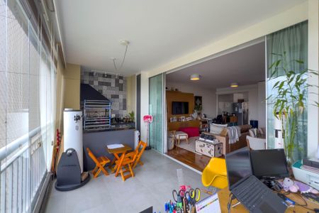 Varanda de apartamento à venda com 3 quartos, 150m² em Vila Mariana, São Paulo