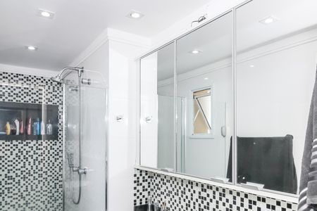 Apartamento à venda com 109m², 4 quartos e 2 vagas Apartamento à venda com 109m², 4 quartos e 2 vagasBanheiro