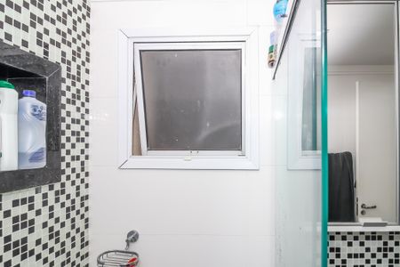 Apartamento à venda com 109m², 4 quartos e 2 vagas Apartamento à venda com 109m², 4 quartos e 2 vagasBanheiro da Suíte