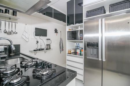 Apartamento à venda com 109m², 4 quartos e 2 vagas Apartamento à venda com 109m², 4 quartos e 2 vagasCozinha
