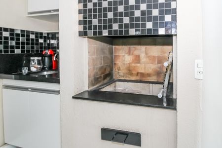 Apartamento à venda com 109m², 4 quartos e 2 vagas Apartamento à venda com 109m², 4 quartos e 2 vagasVaranda