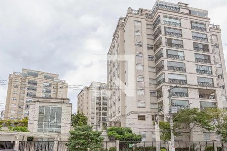 Apartamento à venda com 109m², 4 quartos e 2 vagas Apartamento à venda com 109m², 4 quartos e 2 vagasFachada