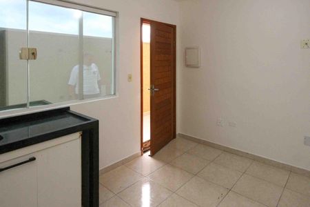 Apartamento para alugar com 32m², 2 quartos e 1 vaga Apartamento para alugar com 32m², 2 quartos e 1 vagaSala/Cozinha