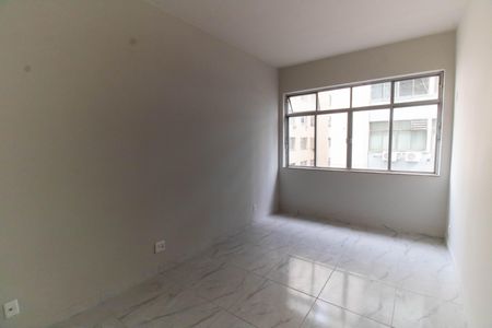 Sala  de apartamento à venda com 1 quarto, 56m² em Centro, Niterói