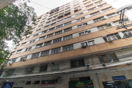 Apartamento à venda com 56m², 1 quarto e sem vagaFachada