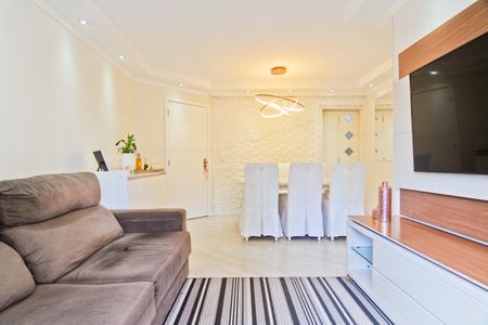 Apartamento à venda com 78m², 3 quartos e 1 vaga Apartamento à venda com 78m², 3 quartos e 1 vagaSala