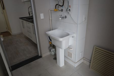 Apartamento para alugar com 54m², 2 quartos e 1 vagaÁrea de serviço