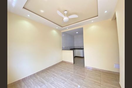 Sala/Cozinha de casa de condomínio para alugar com 2 quartos, 80m² em Piedade, Rio de Janeiro