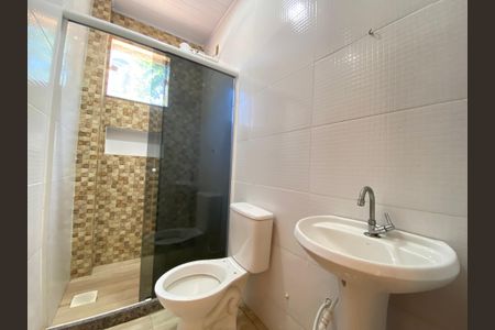 Casa de condomínio para alugar com 80m², 2 quartos e sem vagaBanheiro Social