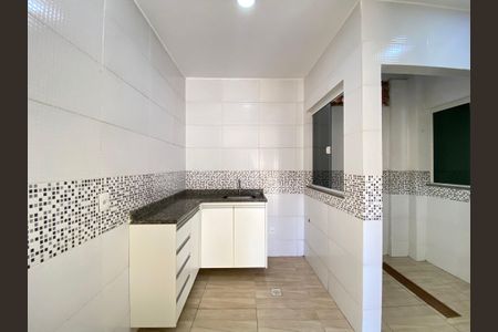 Casa de condomínio para alugar com 80m², 2 quartos e sem vagaSala/Cozinha