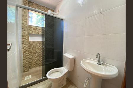 Casa de condomínio para alugar com 80m², 2 quartos e sem vagaBanheiro Social