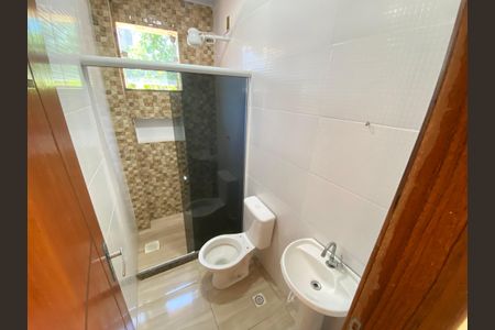 Casa de condomínio para alugar com 80m², 2 quartos e sem vagaBanheiro Social