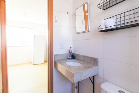Apartamento à venda com 42m², 2 quartos e 1 vaga Apartamento à venda com 42m², 2 quartos e 1 vagaBanheiro