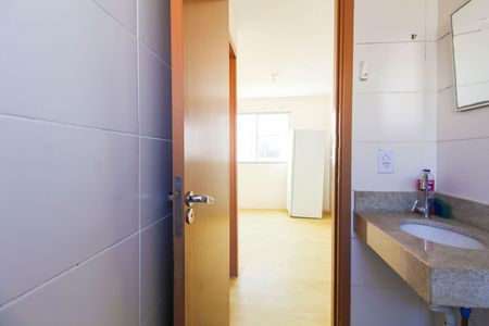 Apartamento à venda com 42m², 2 quartos e 1 vaga Apartamento à venda com 42m², 2 quartos e 1 vagaBanheiro
