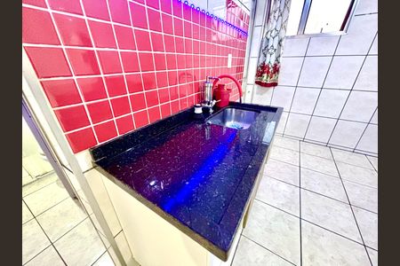 Cozinha de apartamento para alugar com 2 quartos, 56m² em Parque Artur Alvim, São Paulo