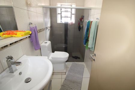 Casa para alugar com 80m², 3 quartos e sem vagaBanheiro