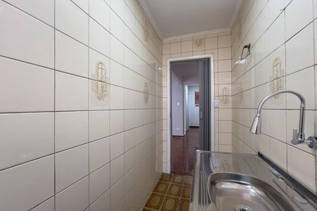 Cozinha de kitnet/studio para alugar com 1 quarto, 45m² em Liberdade, São Paulo