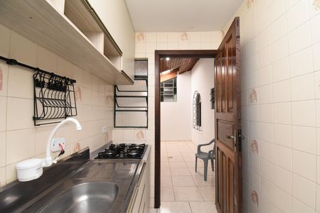 Casa para alugar com 70m², 3 quartos e 2 vagasCozinha