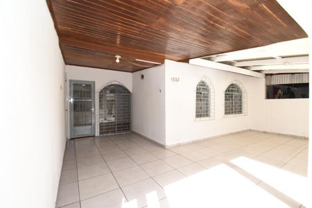 Casa para alugar com 70m², 3 quartos e 2 vagasVaranda/Garagem