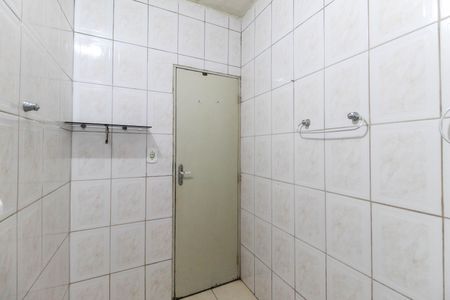 Casa para alugar com 55m², 1 quarto e 1 vaga Casa para alugar com 55m², 1 quarto e 1 vagaBanheiro