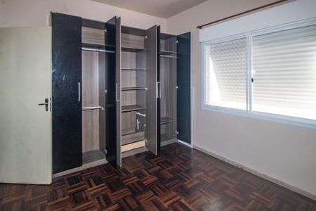 Quarto de apartamento à venda com 1 quarto, 45m² em Farroupilha, Porto Alegre