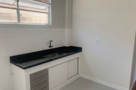 Apartamento para alugar com 80m², 2 quartos e 1 vagaCozinha