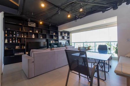 Apartamento para alugar com 130m², 2 quartos e 2 vagas Apartamento para alugar com 130m², 2 quartos e 2 vagasSala