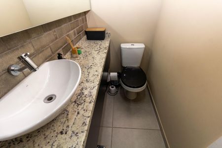 Apartamento para alugar com 130m², 2 quartos e 2 vagas Apartamento para alugar com 130m², 2 quartos e 2 vagasBanheiro Social