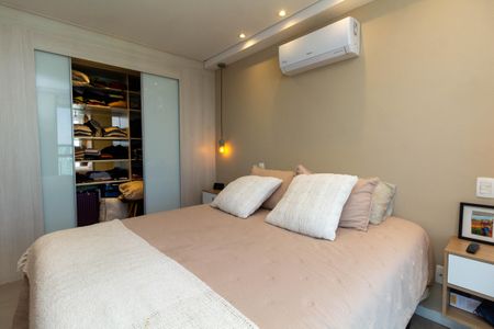 Apartamento para alugar com 130m², 2 quartos e 2 vagas Apartamento para alugar com 130m², 2 quartos e 2 vagasSuíte