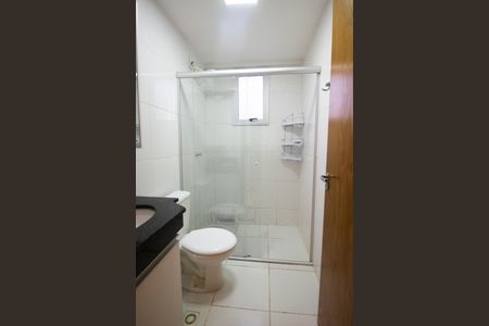 Banheiro social de apartamento para alugar com 2 quartos, 52m² em Ceilândia Norte (ceilândia), Brasília