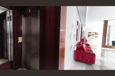 Apartamento à venda com 48m², 1 quarto e 1 vaga Apartamento à venda com 48m², 1 quarto e 1 vagaÁrea comum