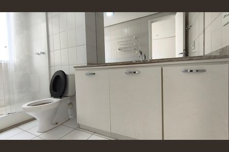 Apartamento à venda com 48m², 1 quarto e 1 vaga Apartamento à venda com 48m², 1 quarto e 1 vagaBanheiro Social