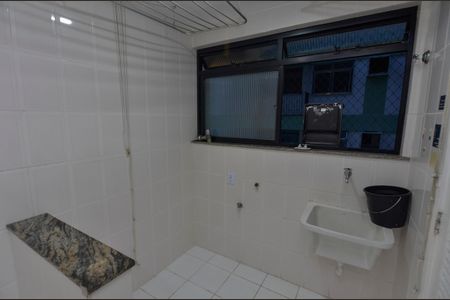 Apartamento à venda com 70m², 2 quartos e 1 vagaÁrea de Serviço