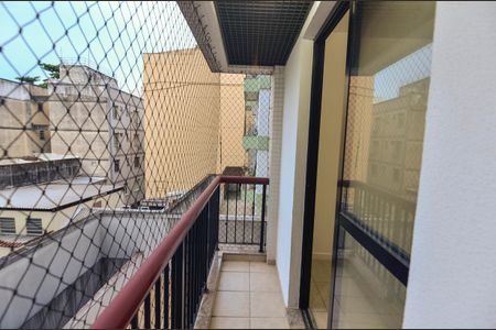 Apartamento à venda com 70m², 2 quartos e 1 vagaVaranda Quarto 2