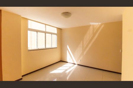 Sala de apartamento para alugar com 2 quartos, 52m² em Cubango, Niterói