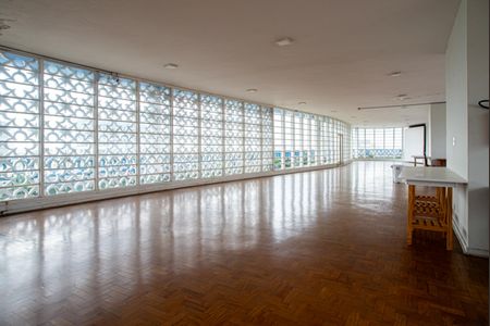 Apartamento à venda com 52m², 1 quarto e sem vaga Apartamento à venda com 52m², 1 quarto e sem vagaÁrea comum - Salão de Festas