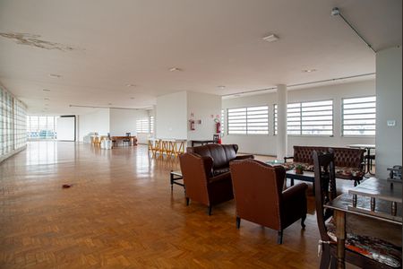 Apartamento à venda com 52m², 1 quarto e sem vaga Apartamento à venda com 52m², 1 quarto e sem vagaÁrea comum - Salão de Festas