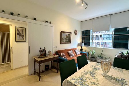 Apartamento para alugar com 75m², 2 quartos e 1 vagaSala