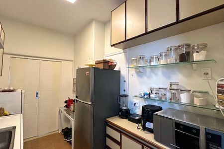 Apartamento para alugar com 75m², 2 quartos e 1 vagaCozinha