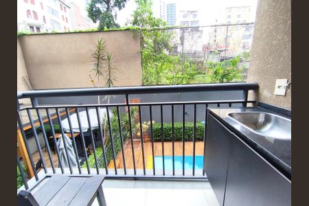 Studio para alugar com 27m², 1 quarto e sem vaga Studio para alugar com 27m², 1 quarto e sem vagaVaranda do Quarto