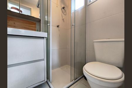 Studio para alugar com 27m², 1 quarto e sem vaga Studio para alugar com 27m², 1 quarto e sem vagaBanheiro social