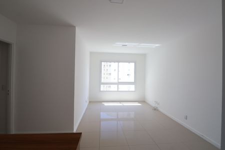 Sala de apartamento para alugar com 3 quartos, 98m² em Marechal Rondon, Canoas