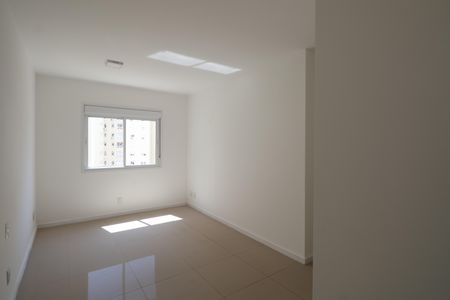 Apartamento para alugar com 98m², 3 quartos e 1 vagaSuite