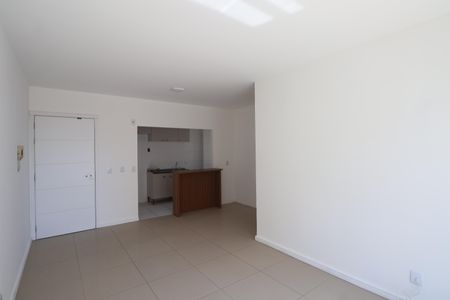 Sala de apartamento para alugar com 3 quartos, 98m² em Marechal Rondon, Canoas